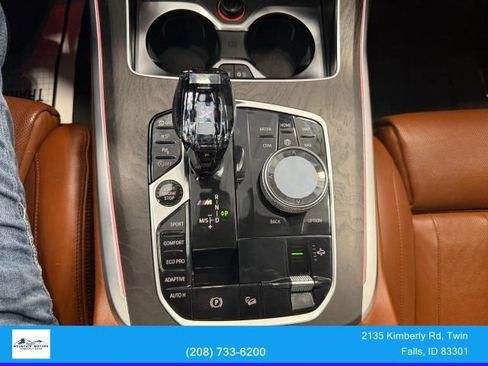 Used 2020 BMW X7 M50i w/ Dynamic Handling Package image 19