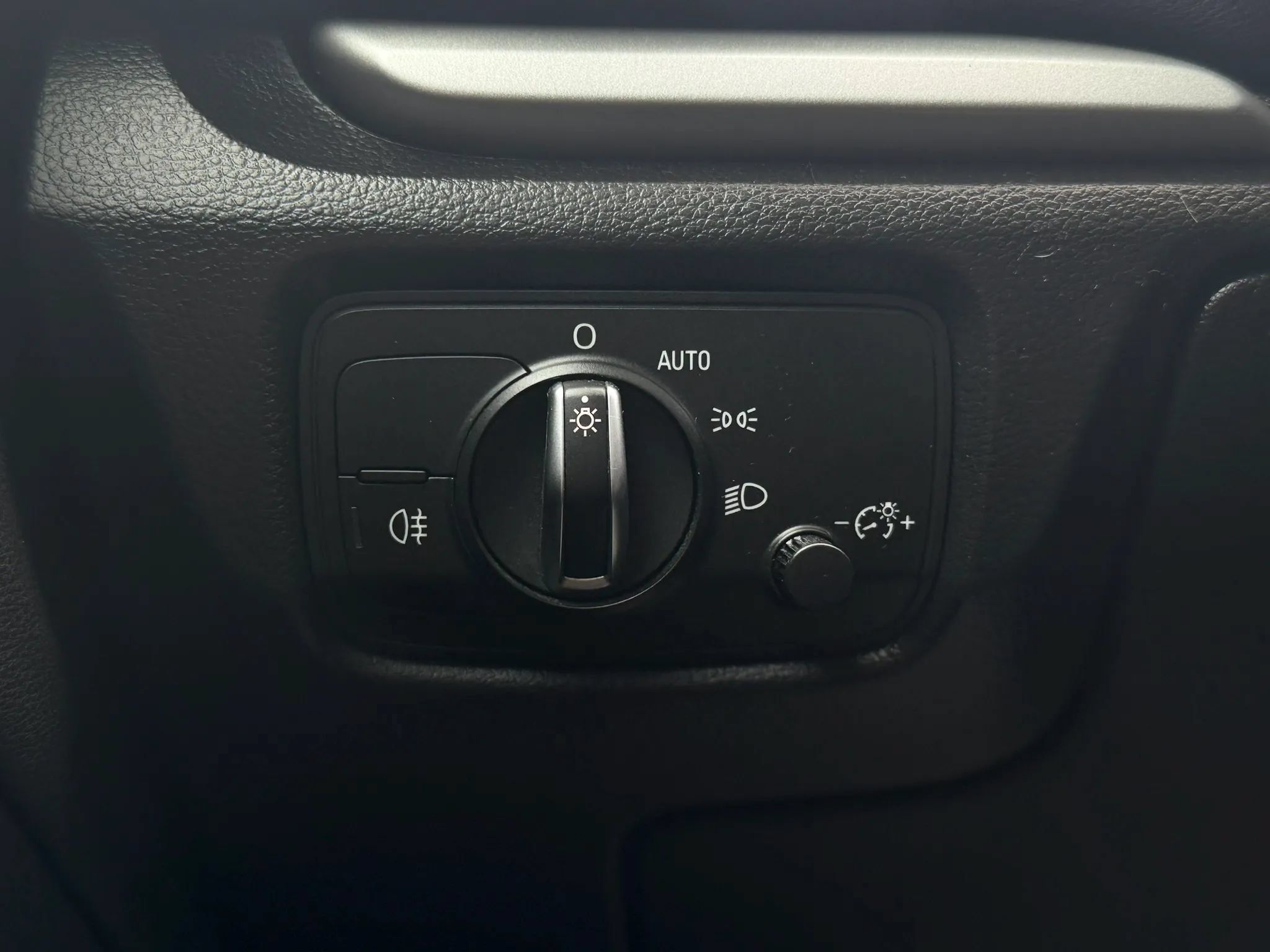 Used 2016 Audi A3 1.8T Premium FWD image 21