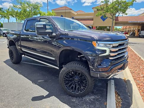 Used 2024 Chevrolet Silverado 1500 High Country w/ High Country Premium Package image 7