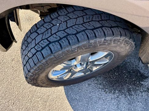 Used 2013 Ford F150 XLT w/ Luxury Equipment Group image 23