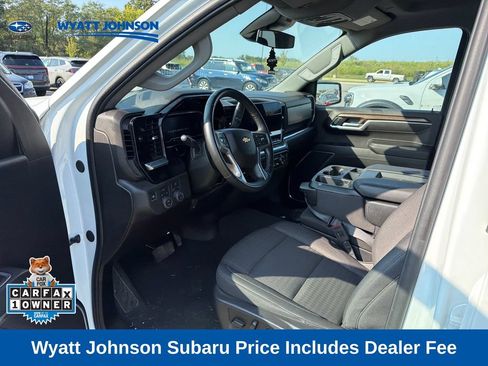 Used 2025 Chevrolet Silverado 1500 LT AWD/4WD image 11