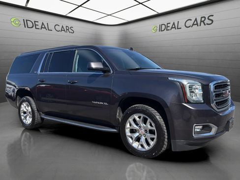 Used 2018 GMC Yukon XL SLT w/ Open Road Package RWD image 8