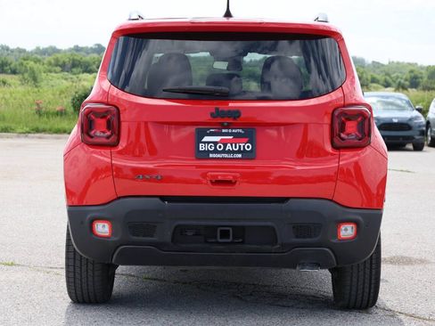 Used 2021 Jeep Renegade Latitude w/ Luxury Group II AWD/4WD image 10