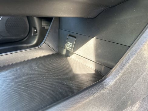 Used 2018 Honda Clarity Plug-In Hybrid image 40