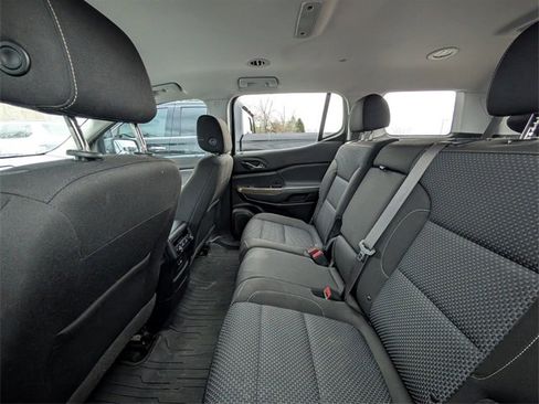 Used 2021 GMC Acadia SLE w/ Trailering Package image 12