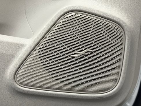 Used 2025 Mercedes-Benz GLA 250 image 20