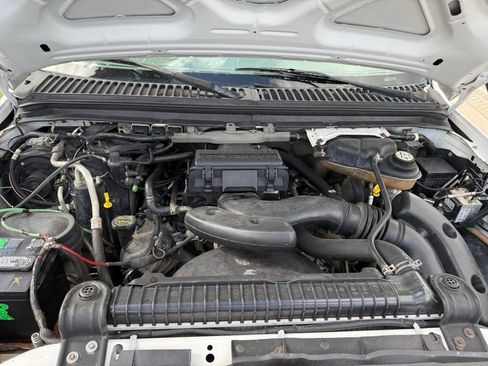 Used 2005 Ford F350 XL image 18