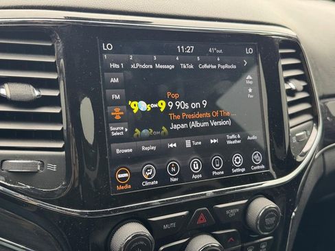 Used 2020 Jeep Grand Cherokee Overland image 22