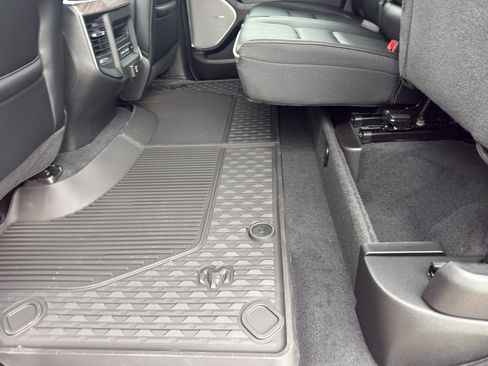 New 2026 RAM 1500 Laramie w/ Night Edition AWD/4WD image 36