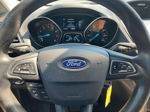 Used 2018 Ford Escape SE FWD image 15