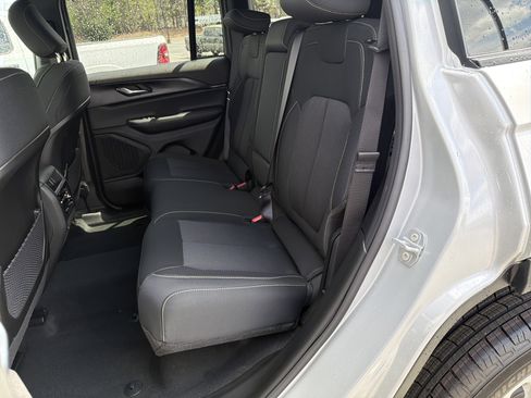 New 2026 Jeep Grand Cherokee Laredo image 24