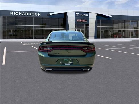 Used 2023 Dodge Charger SXT w/ Blacktop Package AWD/4WD image 5