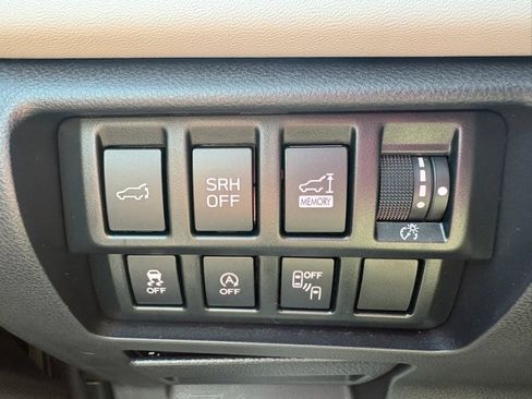 Used 2022 Subaru Forester Limited image 17