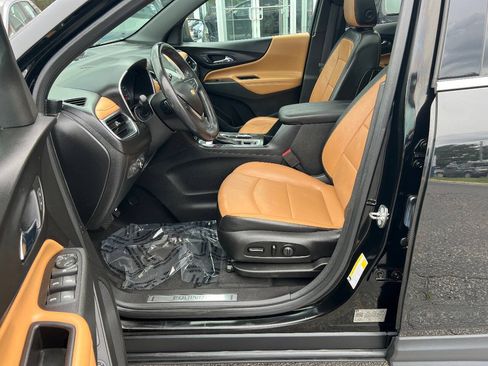 Used 2018 Chevrolet Equinox Premier AWD/4WD image 21