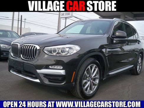 Used 2018 BMW X3 xDrive30i w/ Premium Package image 1