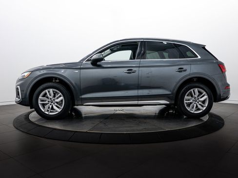 Certified 2023 Audi Q5 2.0T Premium w/ Convenience Package AWD/4WD image 6