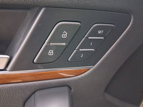 Used 2023 Audi Q5 2.0T Premium image 19