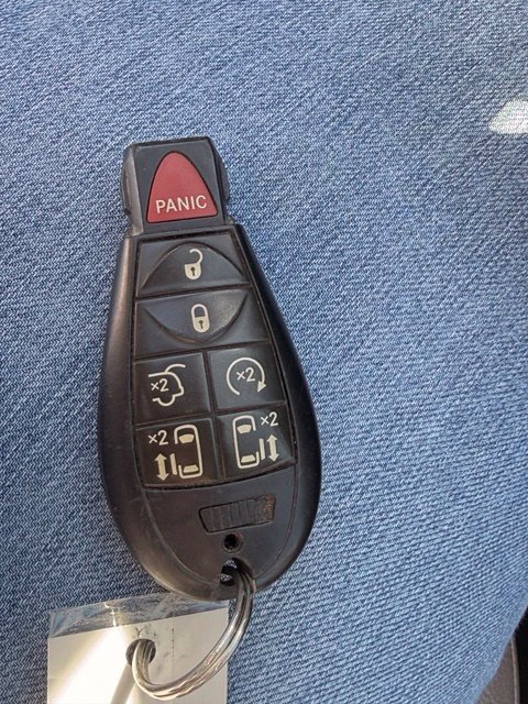 Used 2020 Dodge Grand Caravan SXT FWD image 13