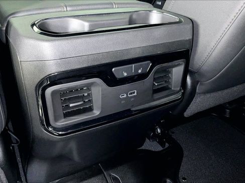 Used 2025 GMC Sierra 1500 AT4 AWD/4WD image 31