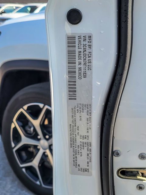 Used 2024 Jeep Compass Limited AWD/4WD image 14