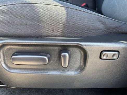 Used 2021 Toyota Tacoma TRD Off-Road w/ Technology Package image 17