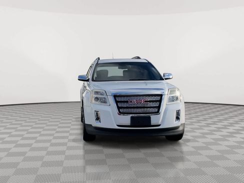 Used 2010 GMC Terrain SLT image 3