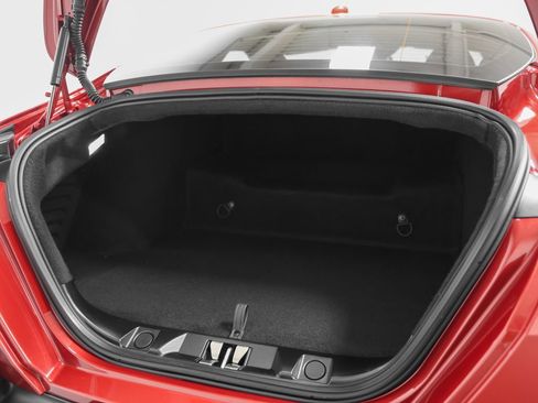Certified 2022 Ferrari Roma RWD image 42
