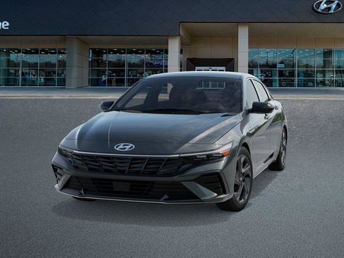 New 2026 Hyundai Elantra Sport FWD image 6