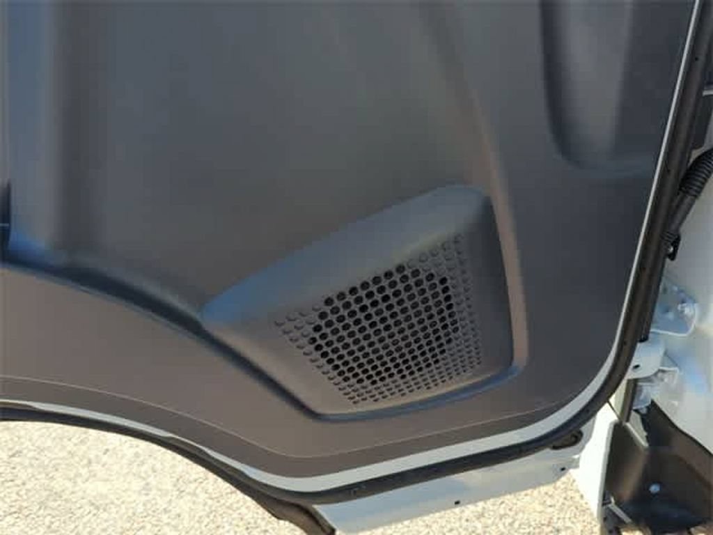 Used 2024 Chevrolet Low Cab Forward 4500 XD RWD image 20