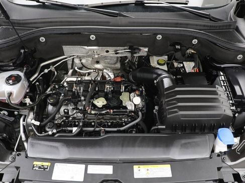 Used 2024 Volkswagen Atlas SE image 28