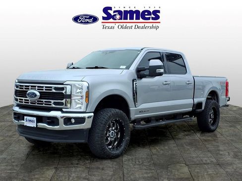 Used 2024 Ford F250 XLT w/ FX4 Off-Road Package AWD/4WD image 7