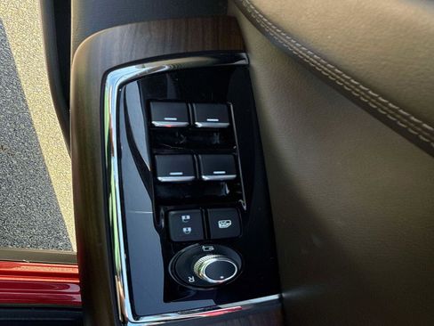 Used 2023 MAZDA CX-9 Signature image 19