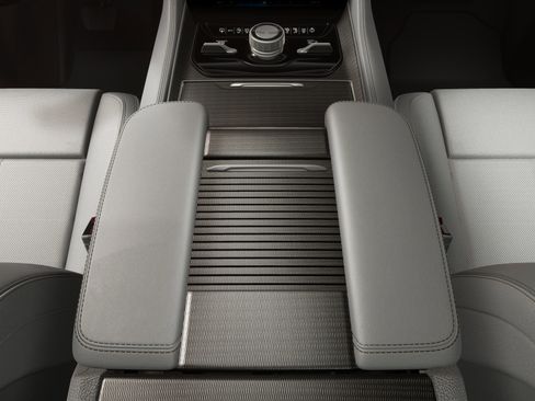 New 2026 Jeep Grand Wagoneer Summit image 4