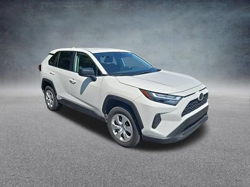 Used 2025 Toyota RAV4 LE AWD/4WD image 10