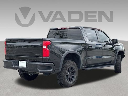 Used 2025 Chevrolet Silverado 1500 ZR2 w/ Technology Package AWD/4WD image 10