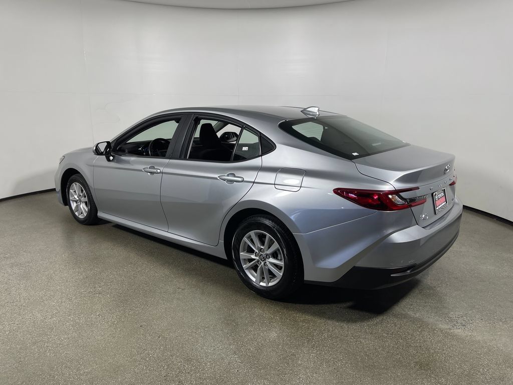 Used 2025 Toyota Camry LE w/ Convenience Package AWD/4WD image 5