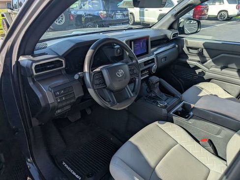 Used 2024 Toyota Tacoma SR5 AWD/4WD image 14