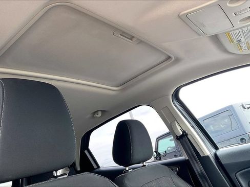 Used 2021 Ford EcoSport SE FWD image 32