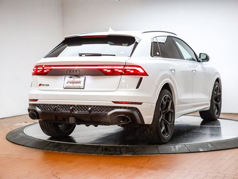 New 2026 Audi RS Q8 performance image 16