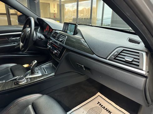 Used 2017 BMW 330i Sedan image 31