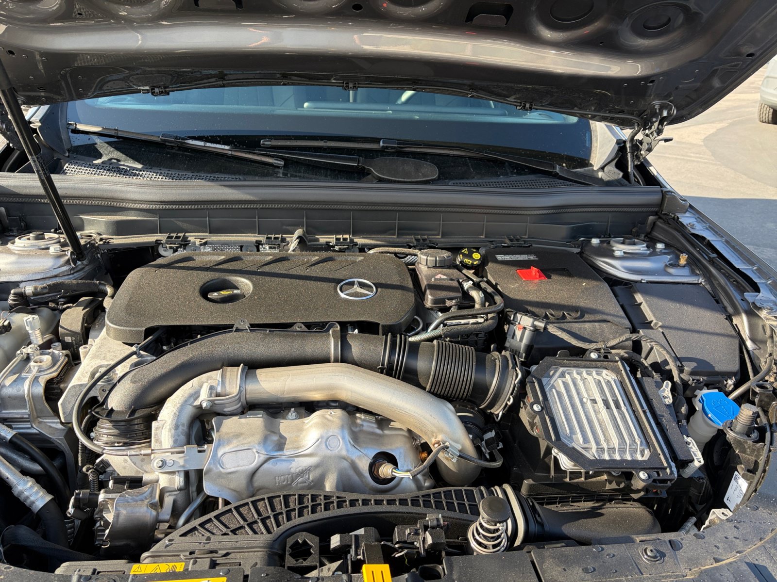 Used 2026 Mercedes-Benz GLB 250 4MATIC image 21