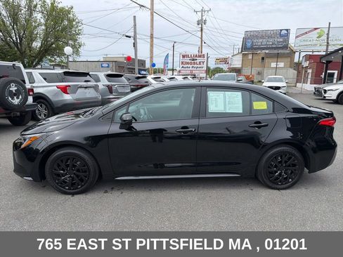 Used 2026 Toyota Corolla LE FWD image 4