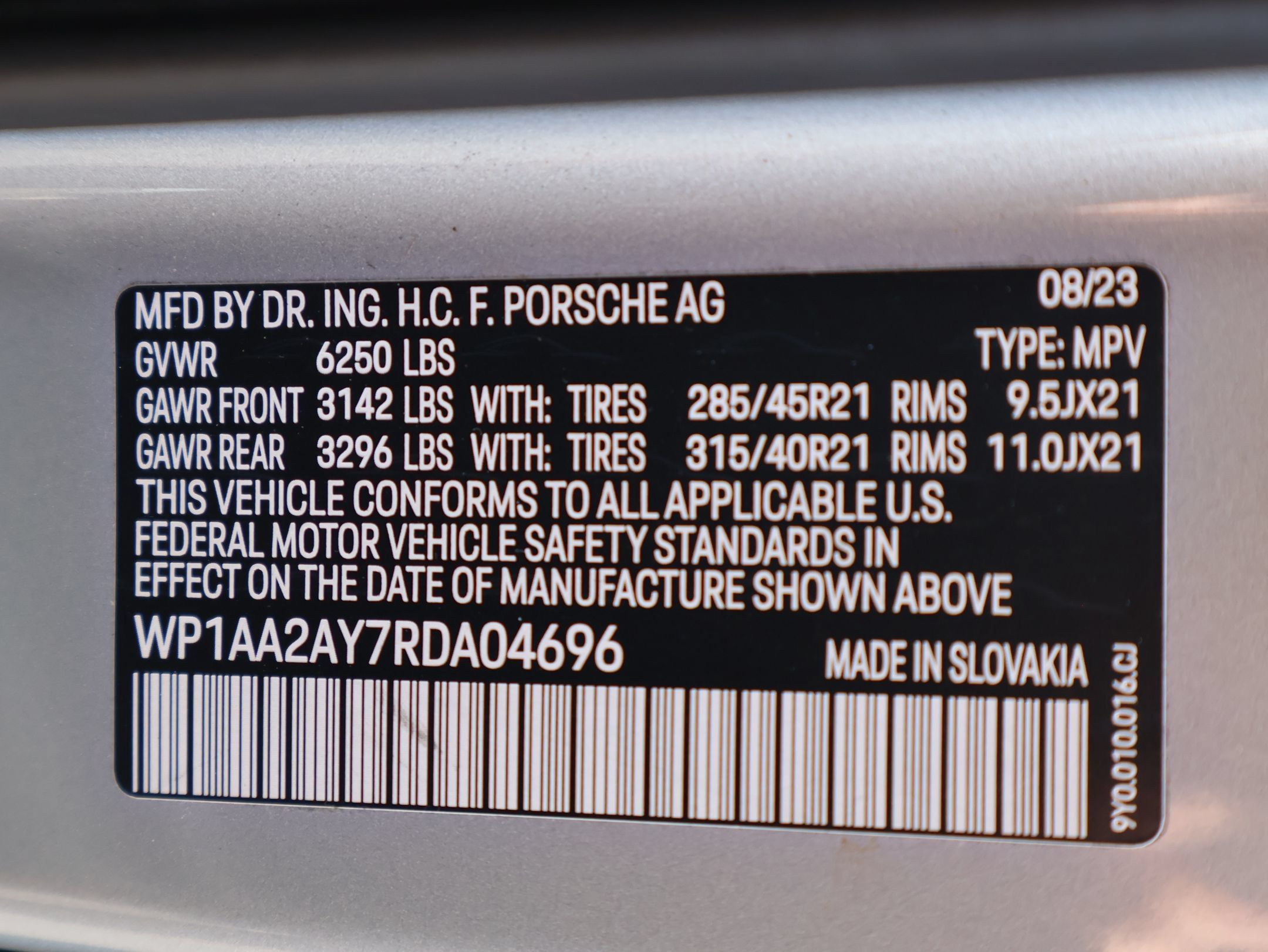 Used 2024 Porsche Cayenne AWD/4WD image 35