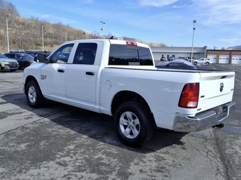 Used 2023 RAM 1500 Classic SLT w/ Trailer & Traction Group AWD/4WD image 3
