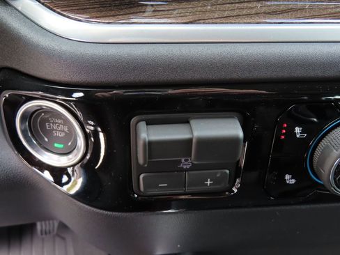 New 2026 Chevrolet Silverado 1500 RST AWD/4WD image 10