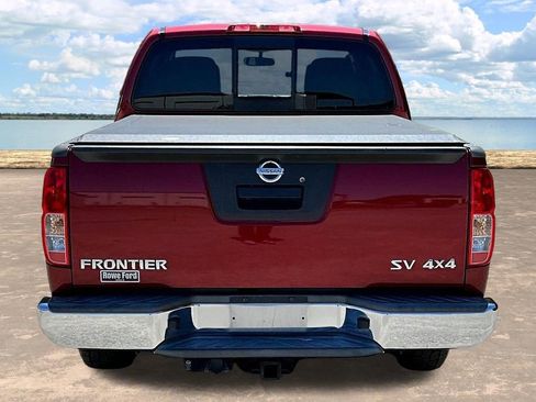 Used 2018 Nissan Frontier SV AWD/4WD image 8