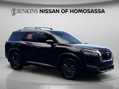 Certified 2022 Nissan Pathfinder SL w/ SL Premium Package