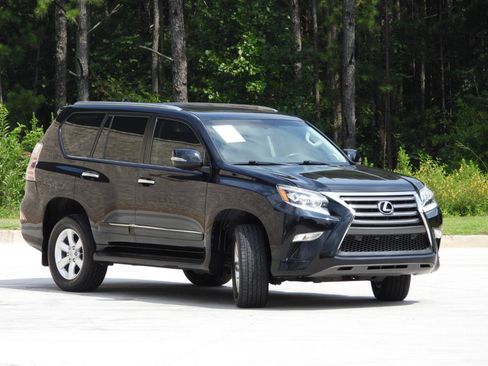 Used 2017 Lexus GX 460 w/ Navigation Package AWD/4WD image 7