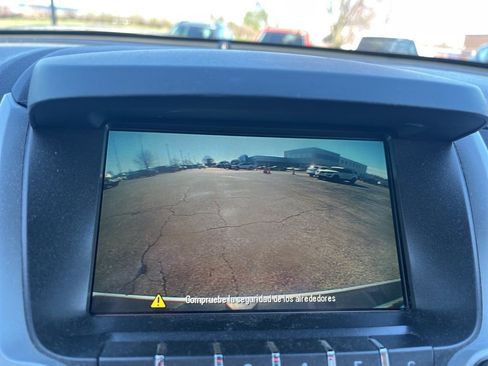 Used 2014 Chevrolet Equinox LT w/ Driver Convenience Package image 9