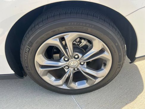 Used 2024 Honda Accord EX image 20
